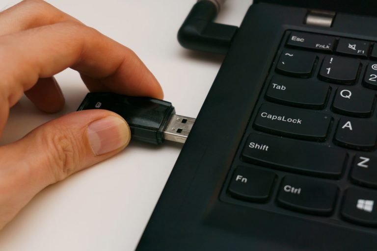 Installer Windows 11 depuis une — clé USB bootable installation Windows 11